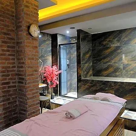 Hotel Kayibeyi & Restaurant 5*